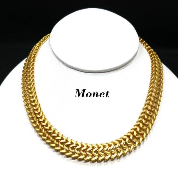 Monet Interlocking Chain Choker Necklace, Gold Tone Satin Finish, 16" Vintage - Picture 1 of 9